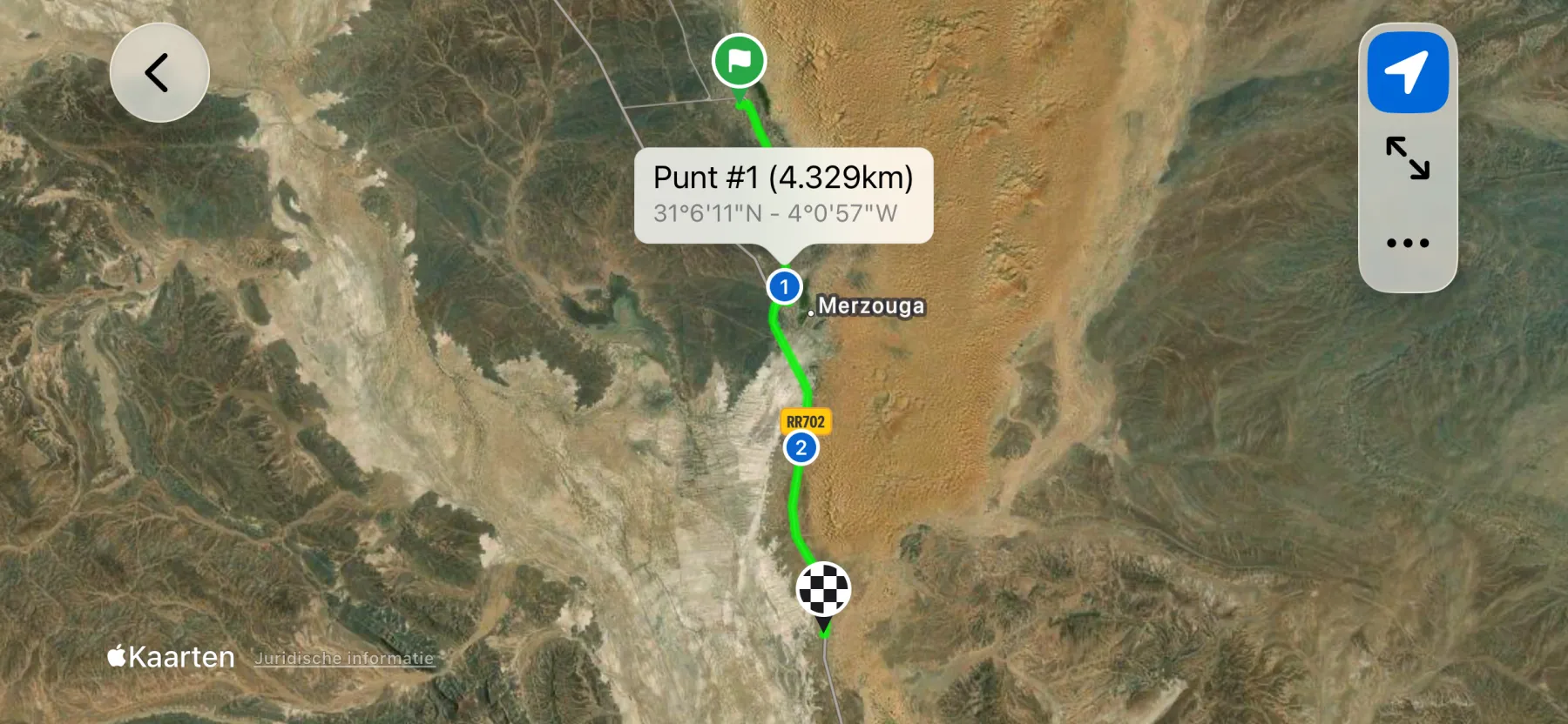 Live kaart van 3pMaster op iPhone die een groen gemarkeerde offroad-route volgt